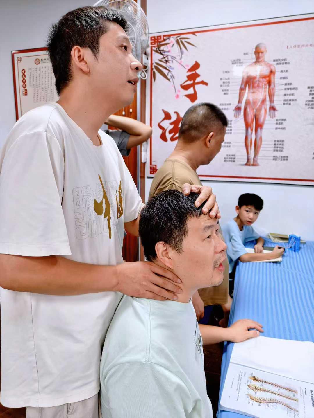 盘点靠谱的推拿正骨培训品牌，长洋中医学府口碑好