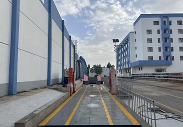 辽宁建材厂卸大宗散料用固定式浅基础液压翻板厂家推荐，带防爆自锁装置