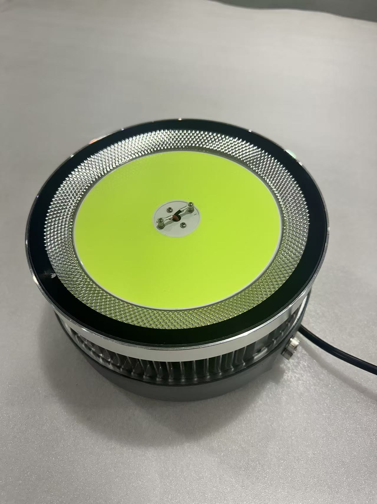 灯光捕捞船的费用大概是多少？