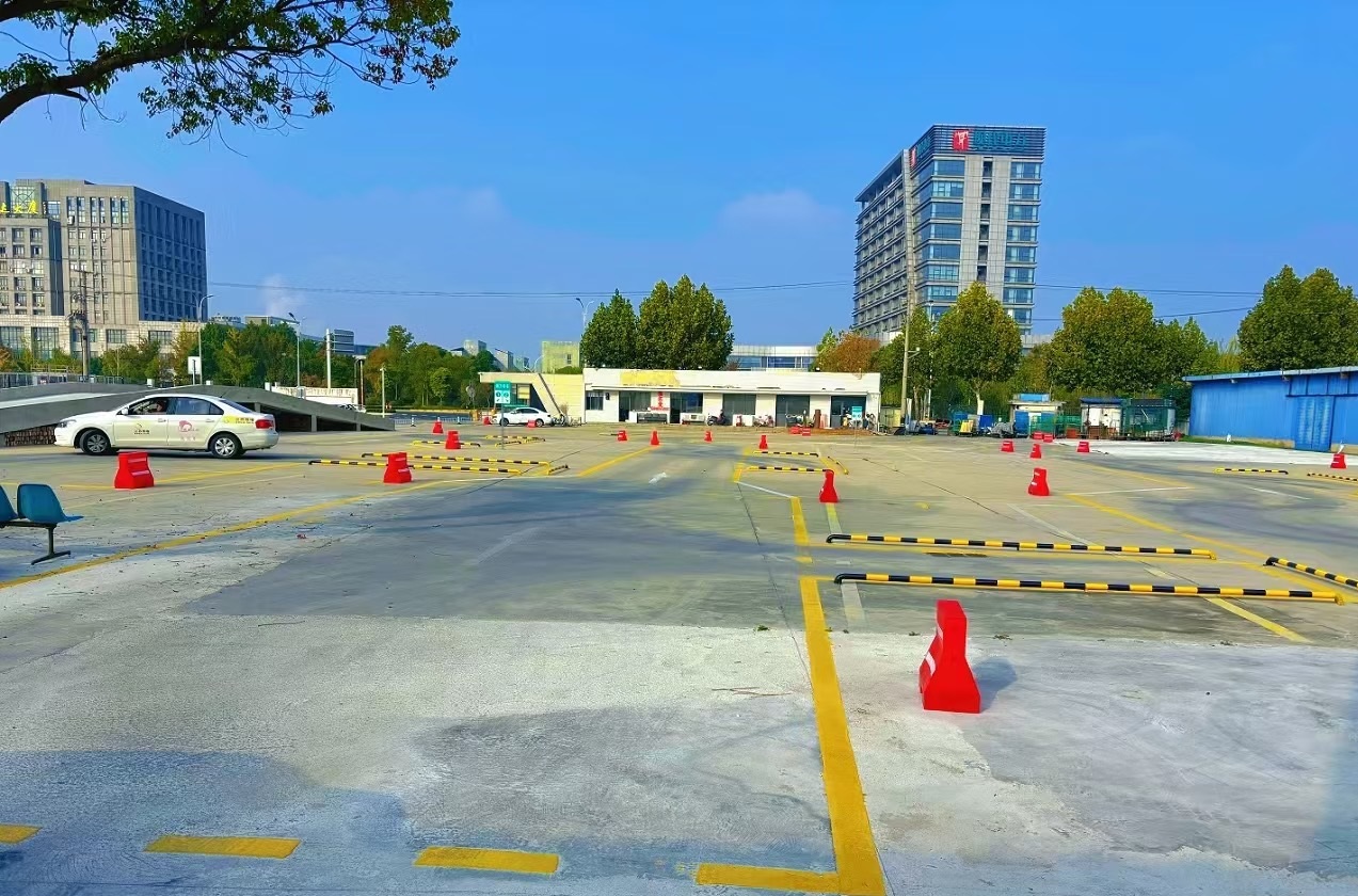 南通考驾照报名中心哪家性价比高？诚诚驾校