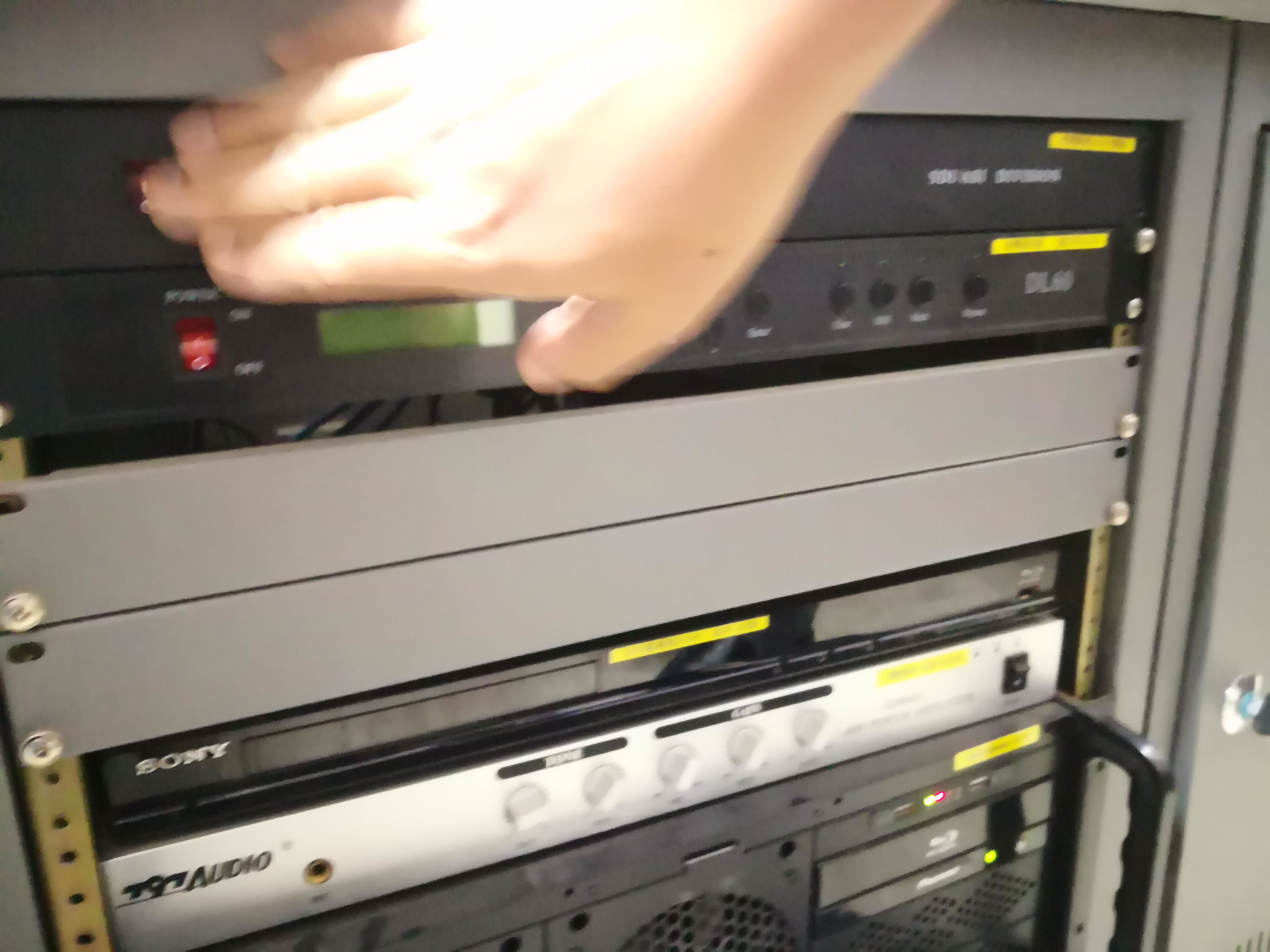 如何选择靠谱的录音棚搭建公司？