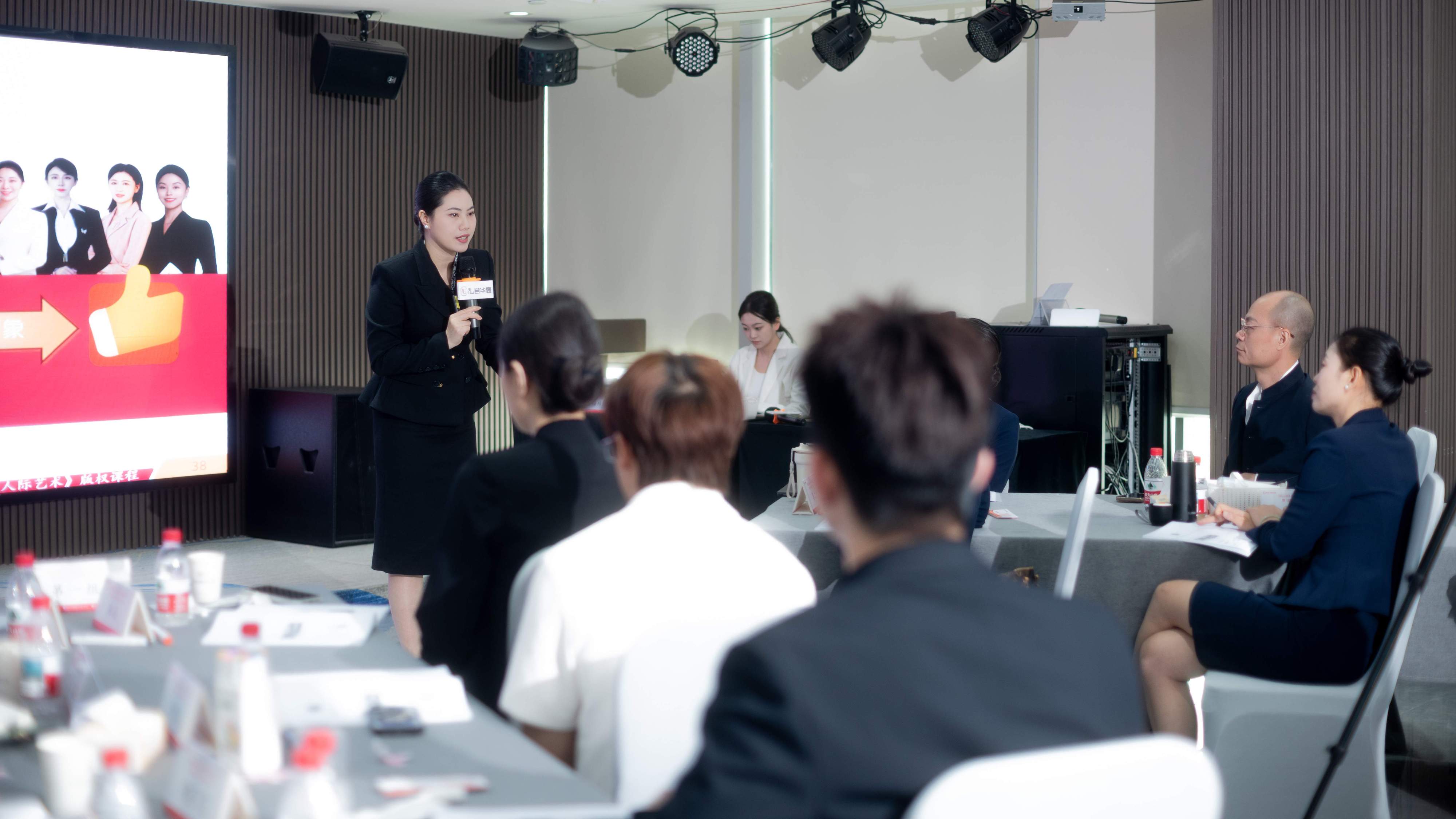 2026年知名的商务礼仪培训老师机构有哪些 2026年知名的商务礼仪培训老师机构有哪些