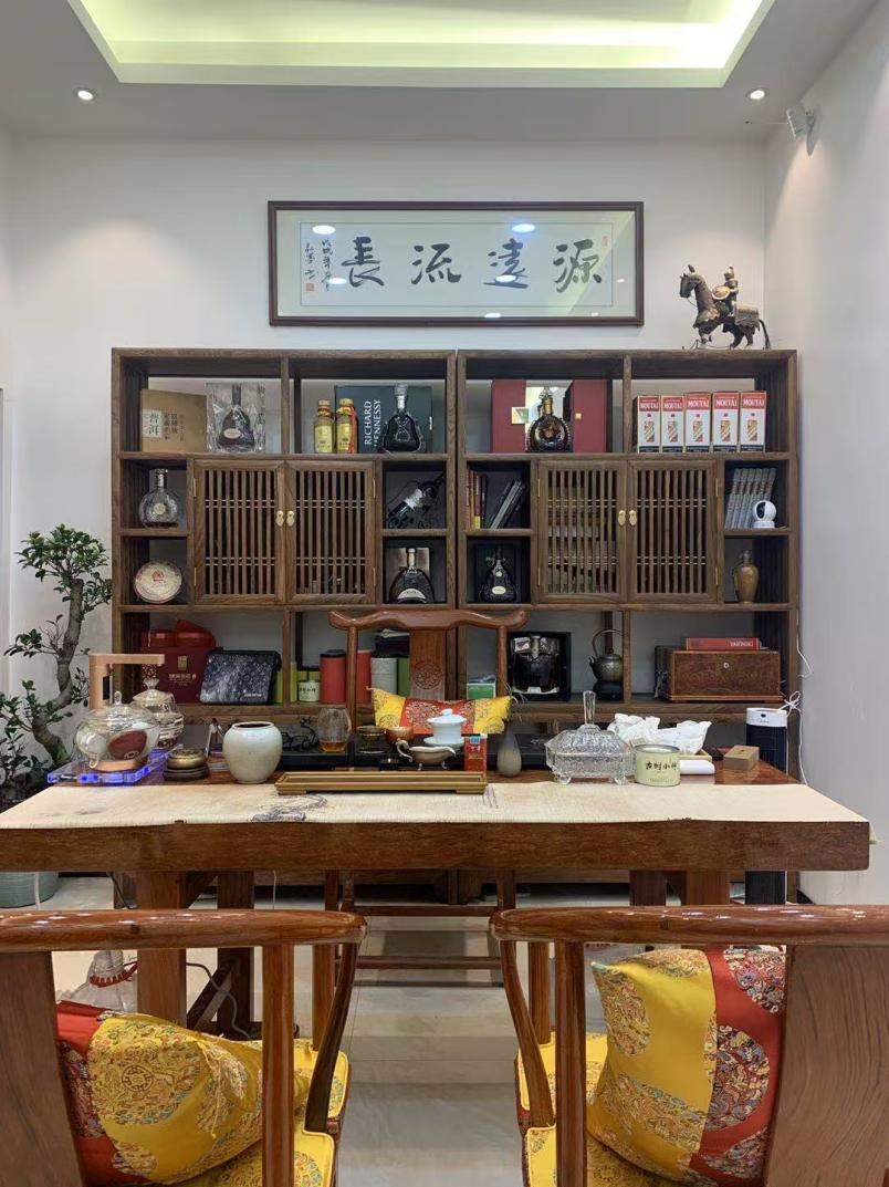 靠谱的亨得利钟表总店，选购时需注意什么？