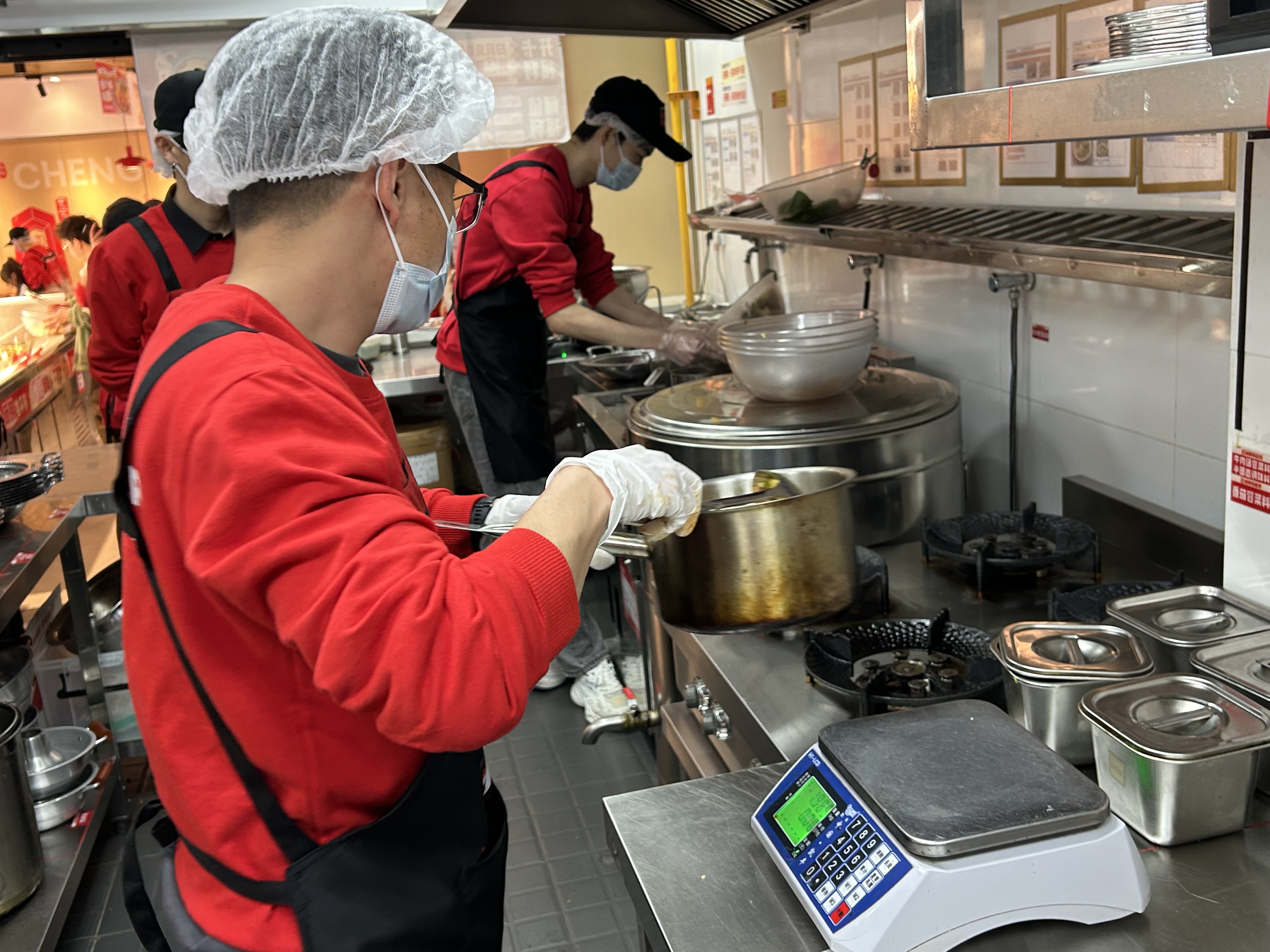 干货指南：街边开冒菜店选加盟企业的要点