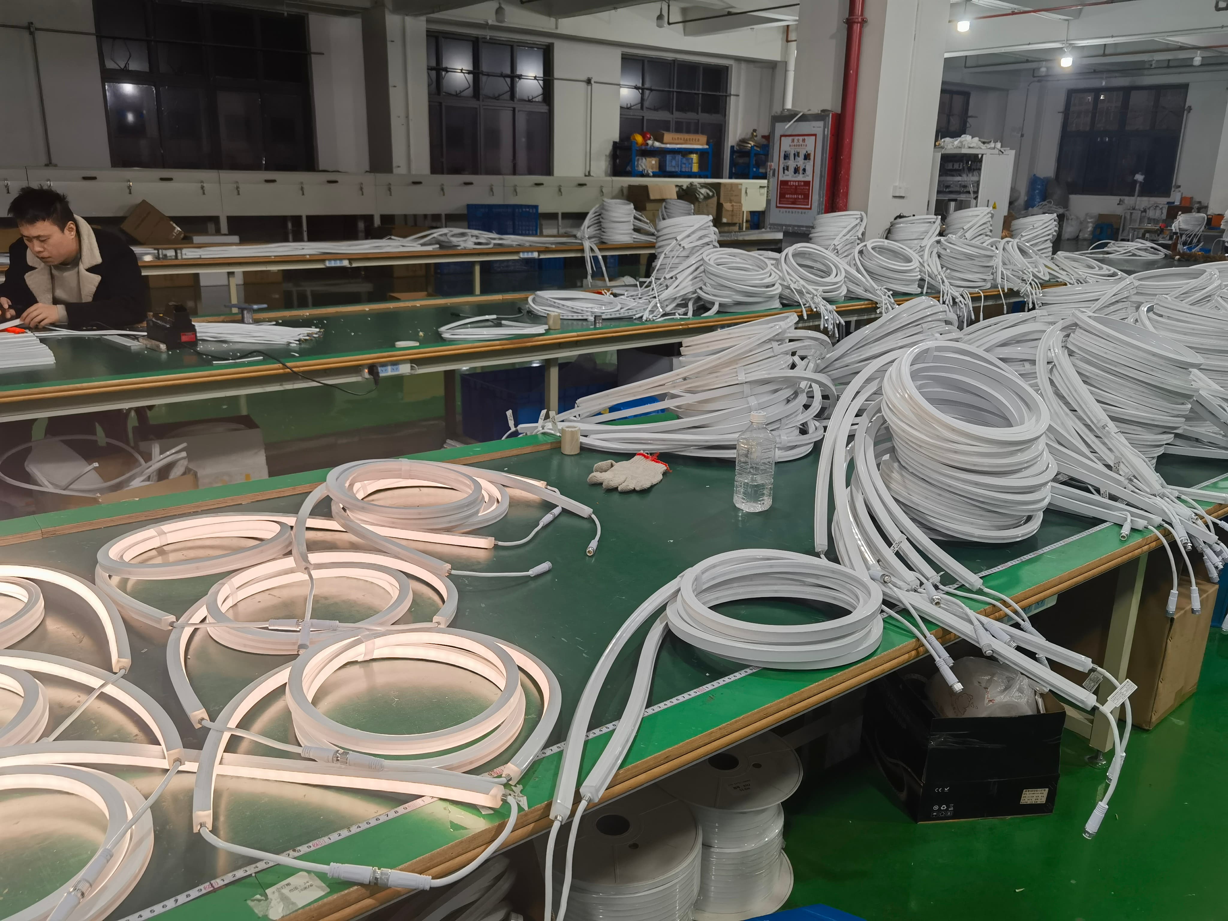 LED 灯带源头厂家推荐，品牌与口碑并重