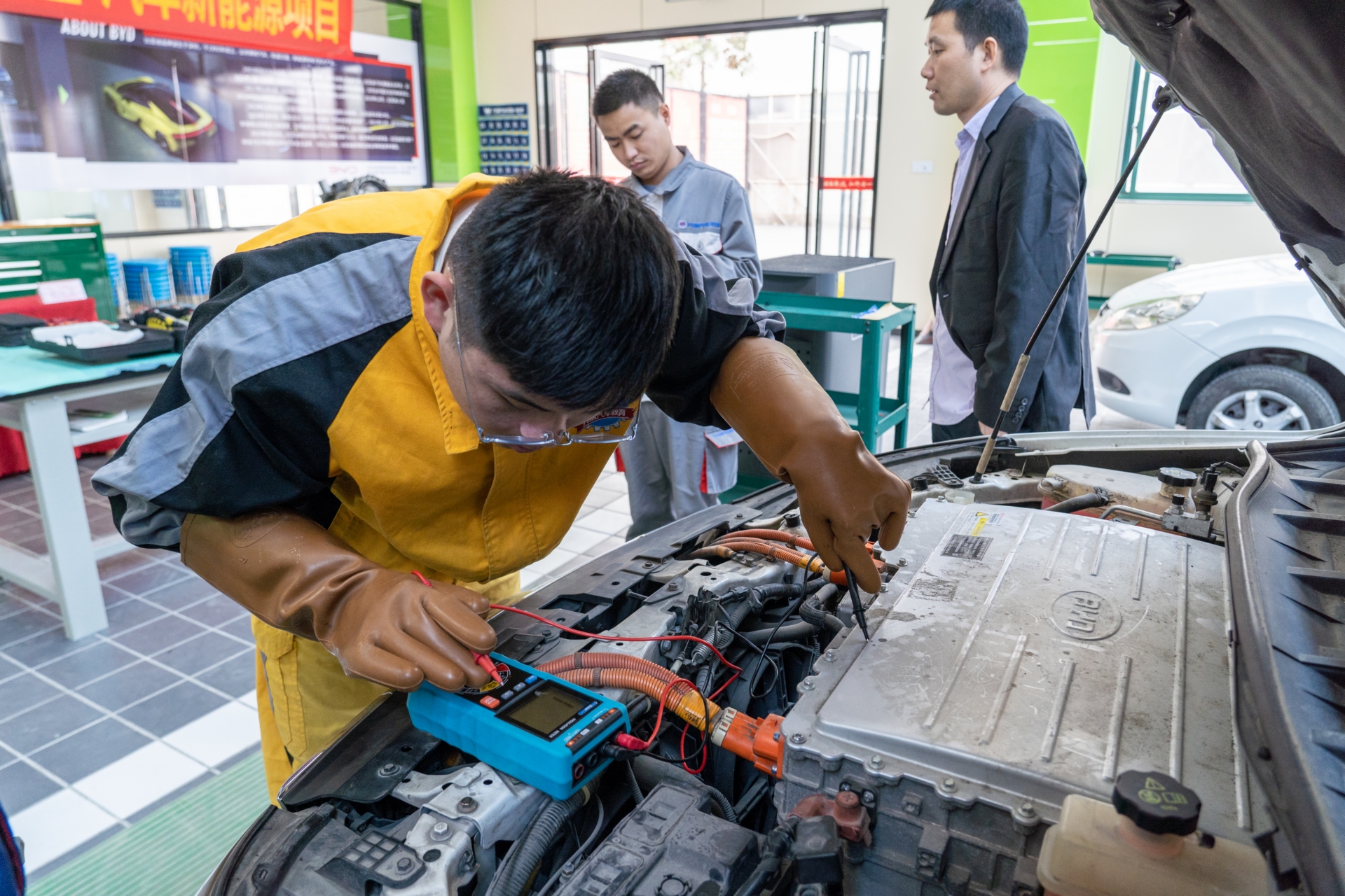 2026年杭州靠谱的汽修培训学校有哪些正规机构推荐 2026年杭州靠谱的汽修培训学校有哪些正规机构推荐