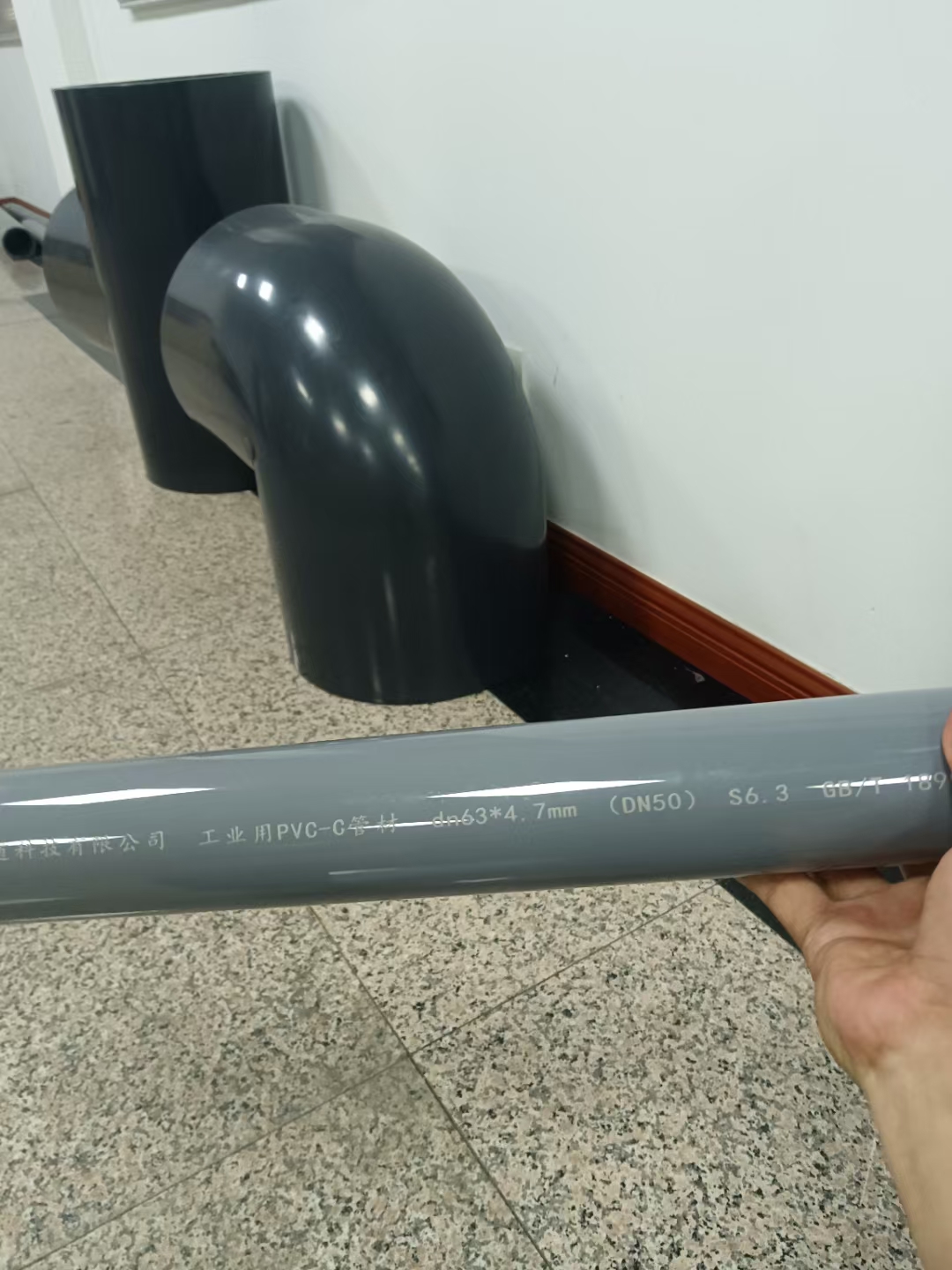 化工主干管路用CPVC球阀，哪家性价比高？