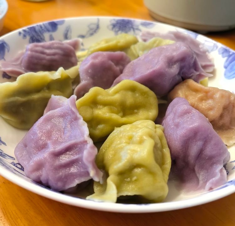 住家育儿保姆服务联系方式，安贝儿家政靠谱吗？