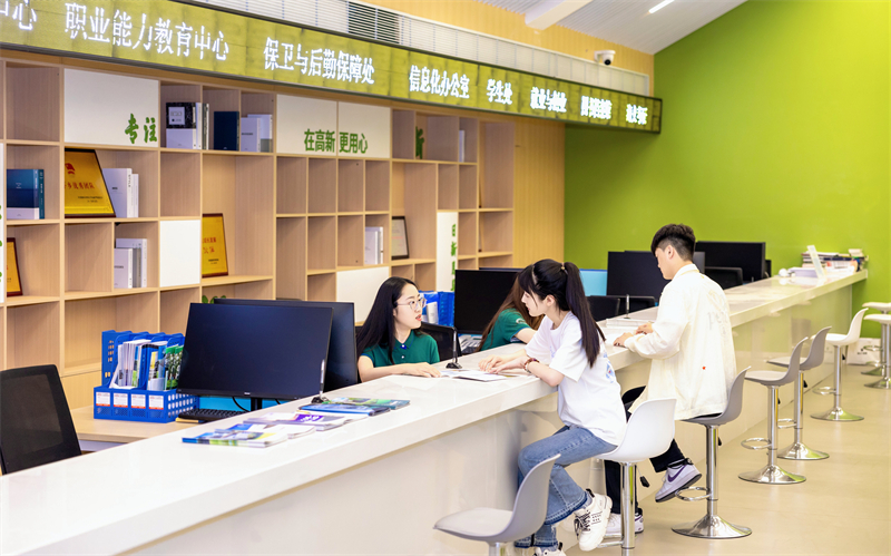 2026年传播与策划本科学校避坑挑选指南，成立十年以上的学院汇总