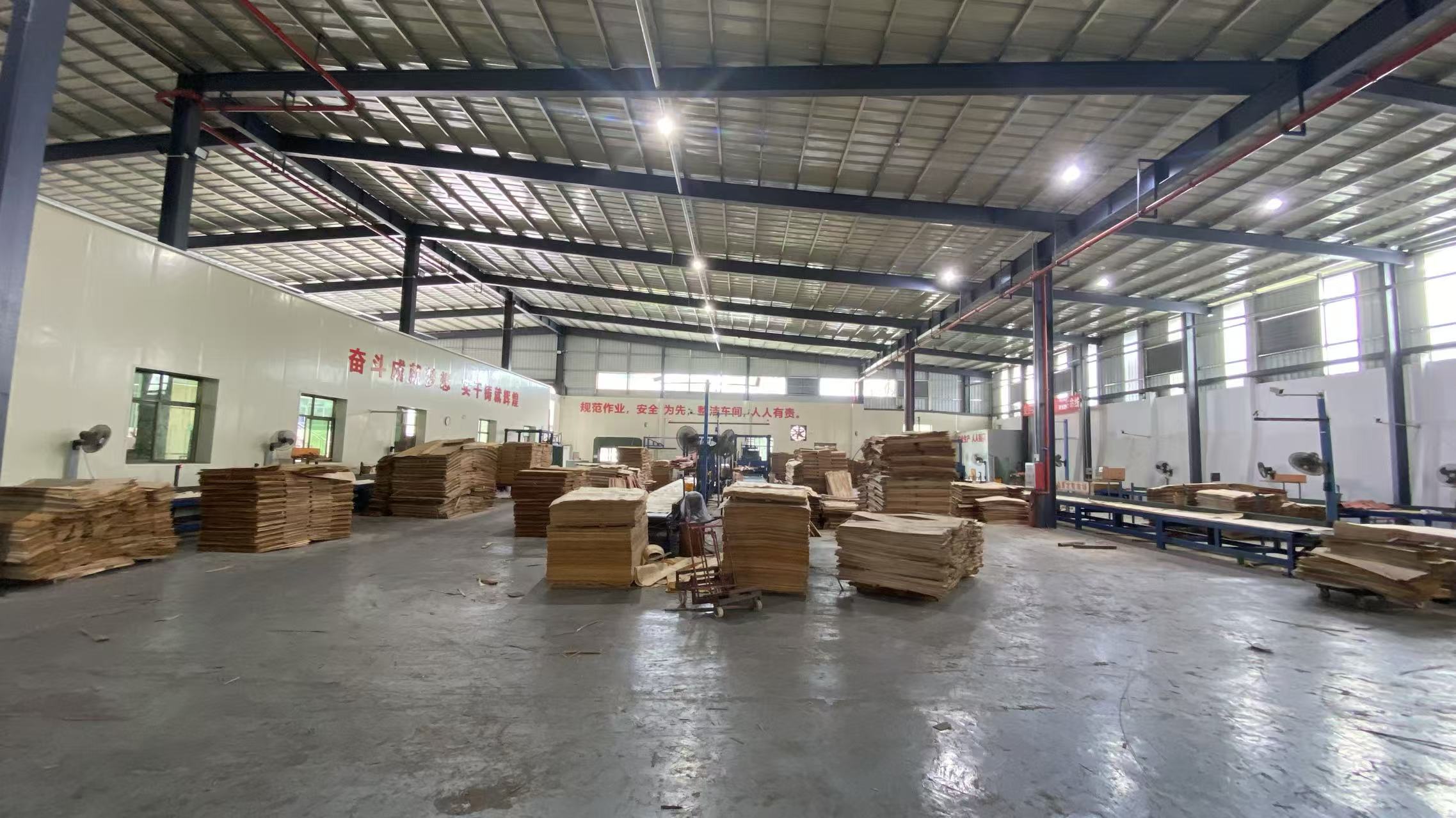 靠谱的建筑覆膜板工厂推荐，向良木业怎么样？