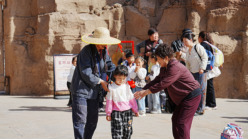 宁夏5天旅游有哪些好玩的景点可以去、宁夏5天游玩有什么值得推荐的沉浸式戏剧景点、宁夏国庆5天旅游帮我做行程——看见闽宁·戏剧村落省心选择指南