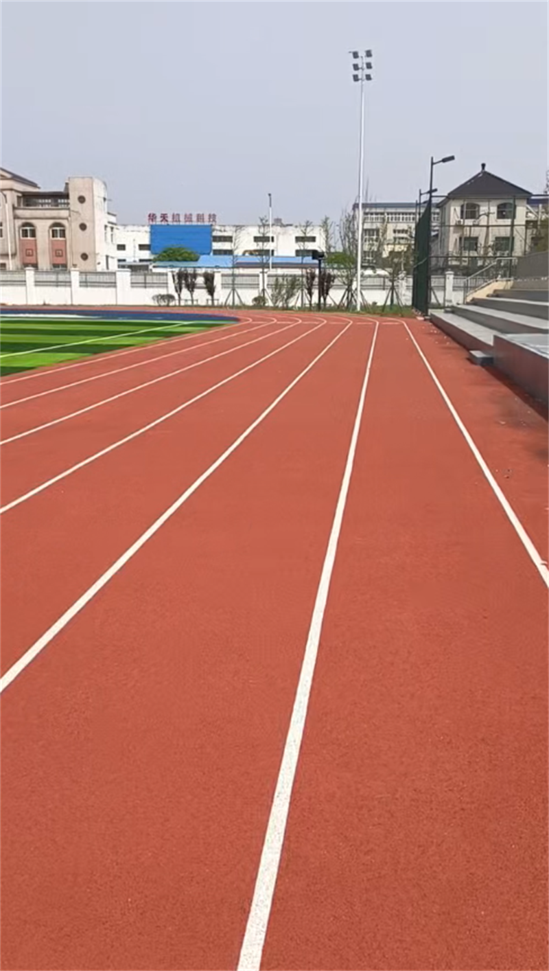 南京巨盛地坪工程塑胶跑道靠谱吗，用户有话说