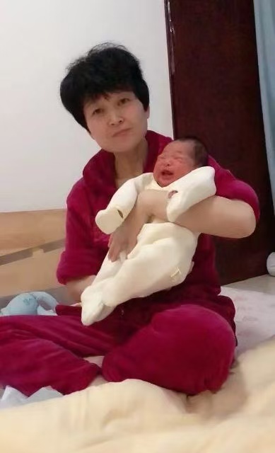 住家保姆多少钱，有实力的住家保姆公司收费标准
