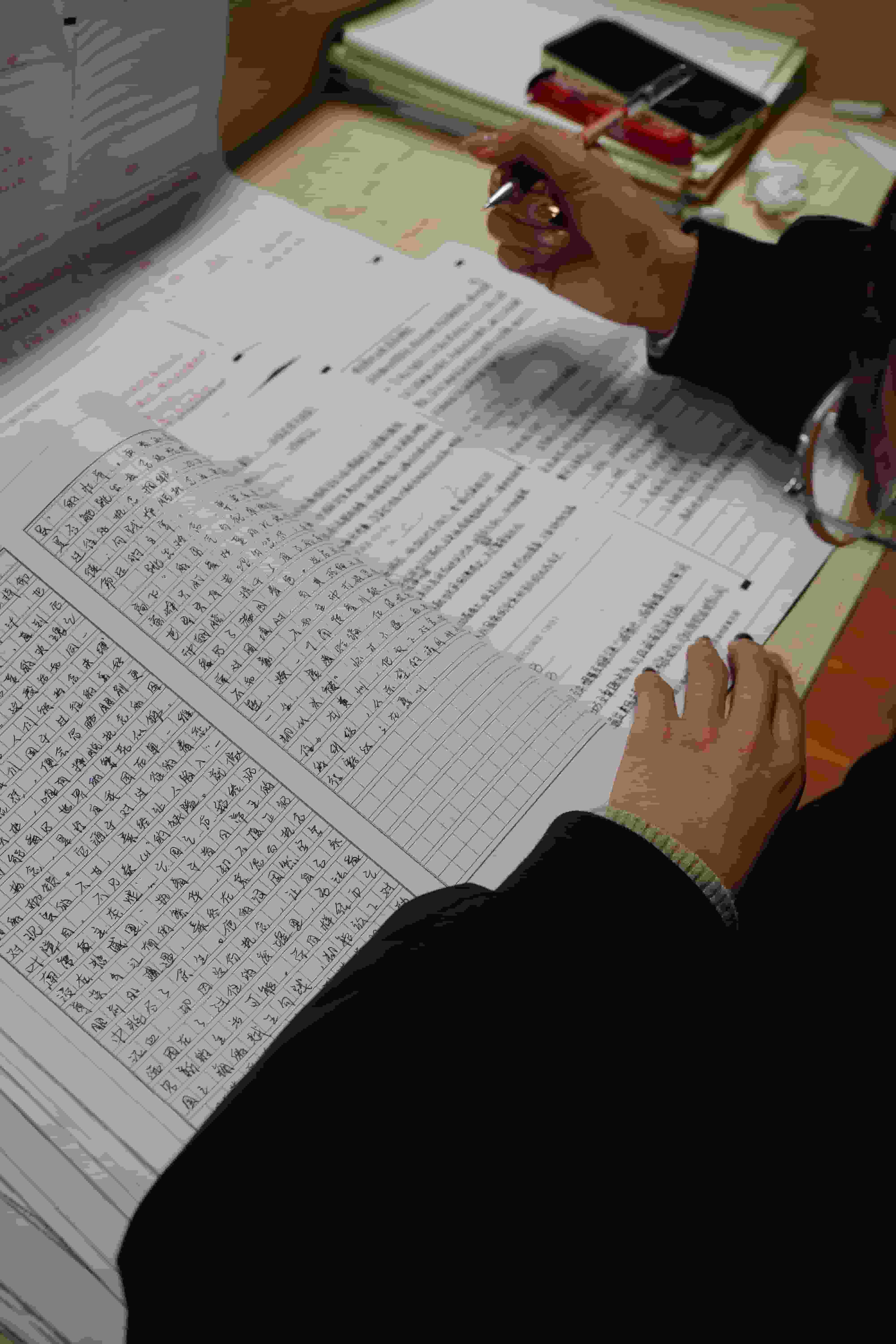 宏途兴学和乐贞的对比，哪个性价比高