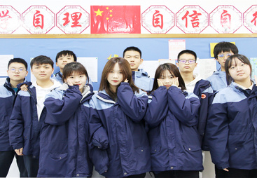 郑州师资雄厚的高考复读学校找哪家，实地探访英迪校园