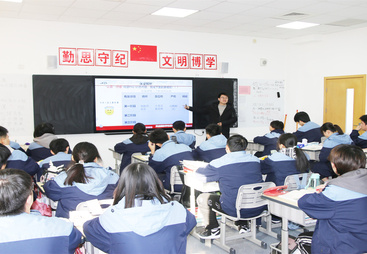 信誉好师资强的高考复读学校哪家好，郑州英迪口碑如何