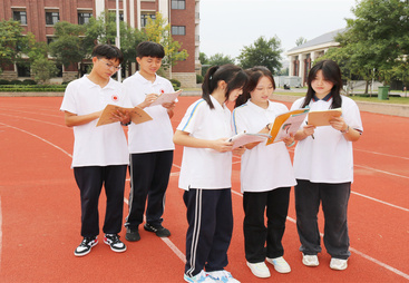 师资强的高考复读学校哪家重视习惯培养，英迪解析关键因素