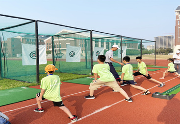 2026年郑州适合小孩读初中的特色民办学校哪家好，英迪双语学校实力参考