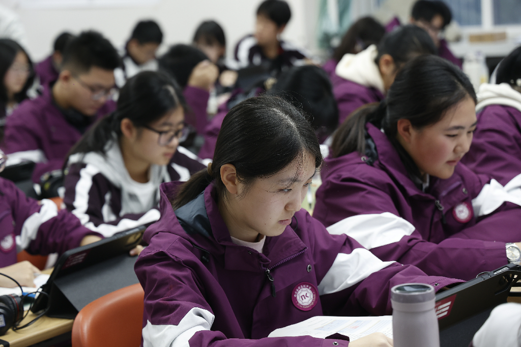 2026年高中AI智慧课堂选择哪家好,西安南开高级中学实力参考 2026年高中AI智慧课堂选择哪家好,西安南开高级中学实力参考