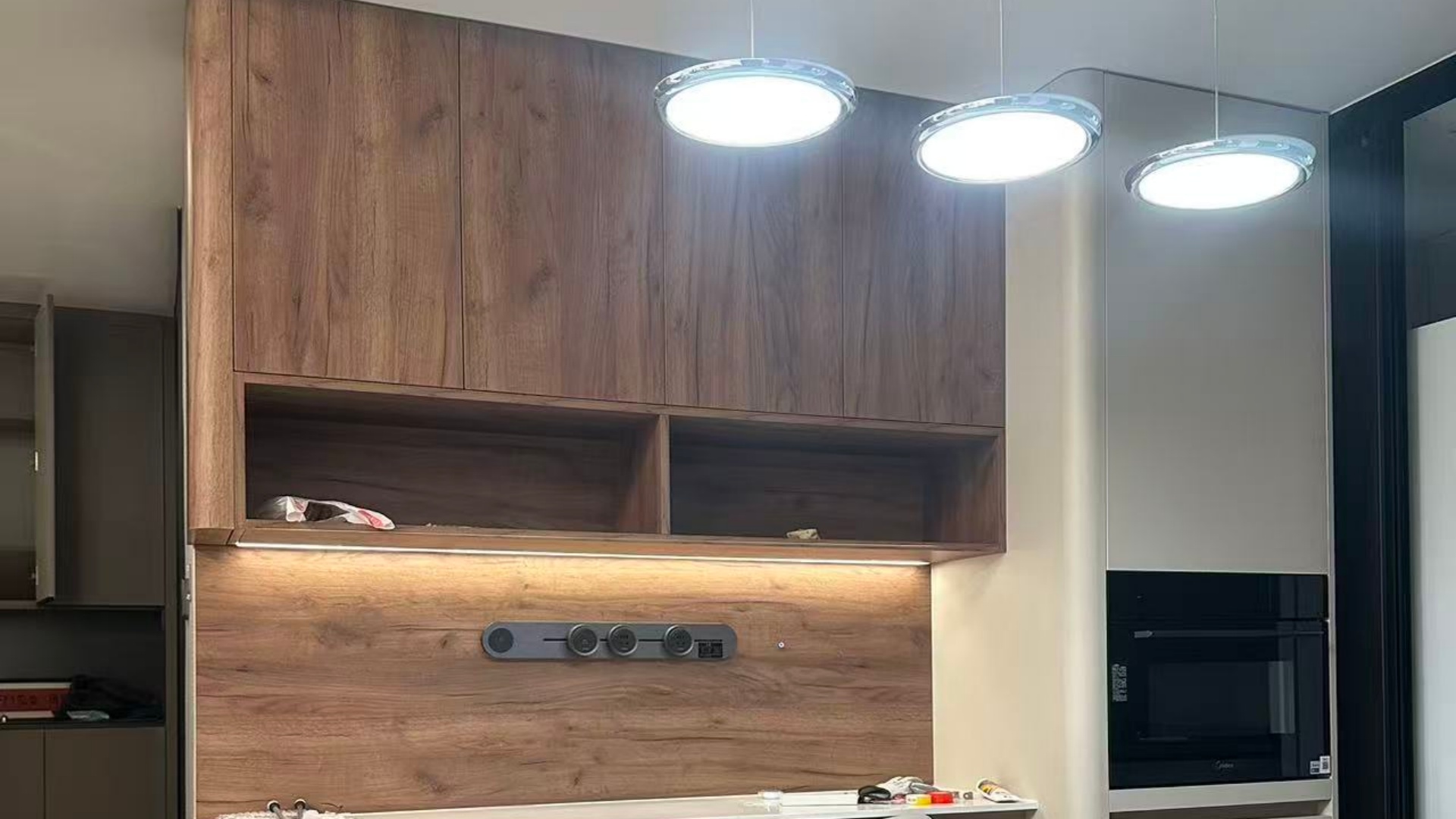 上海全屋定制供应商,免费量尺且资质齐全 上海全屋定制供应商,免费量尺且资质齐全