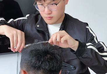 2026年靠谱的能兼职学美发的美发培训机构推荐