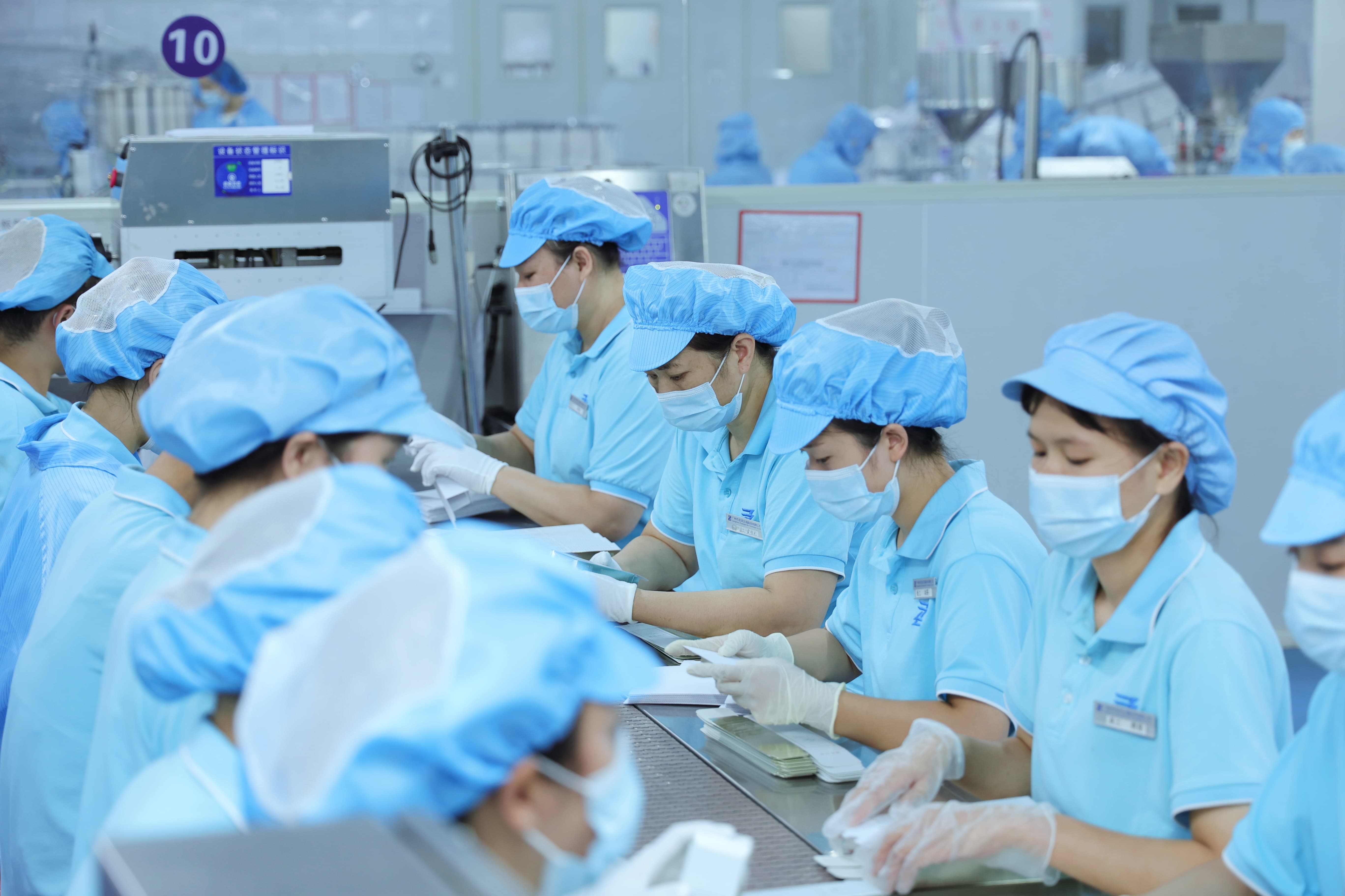 2026年省心的妆泽美妆护肤工厂OEM源头生产厂家实力与用户口碑