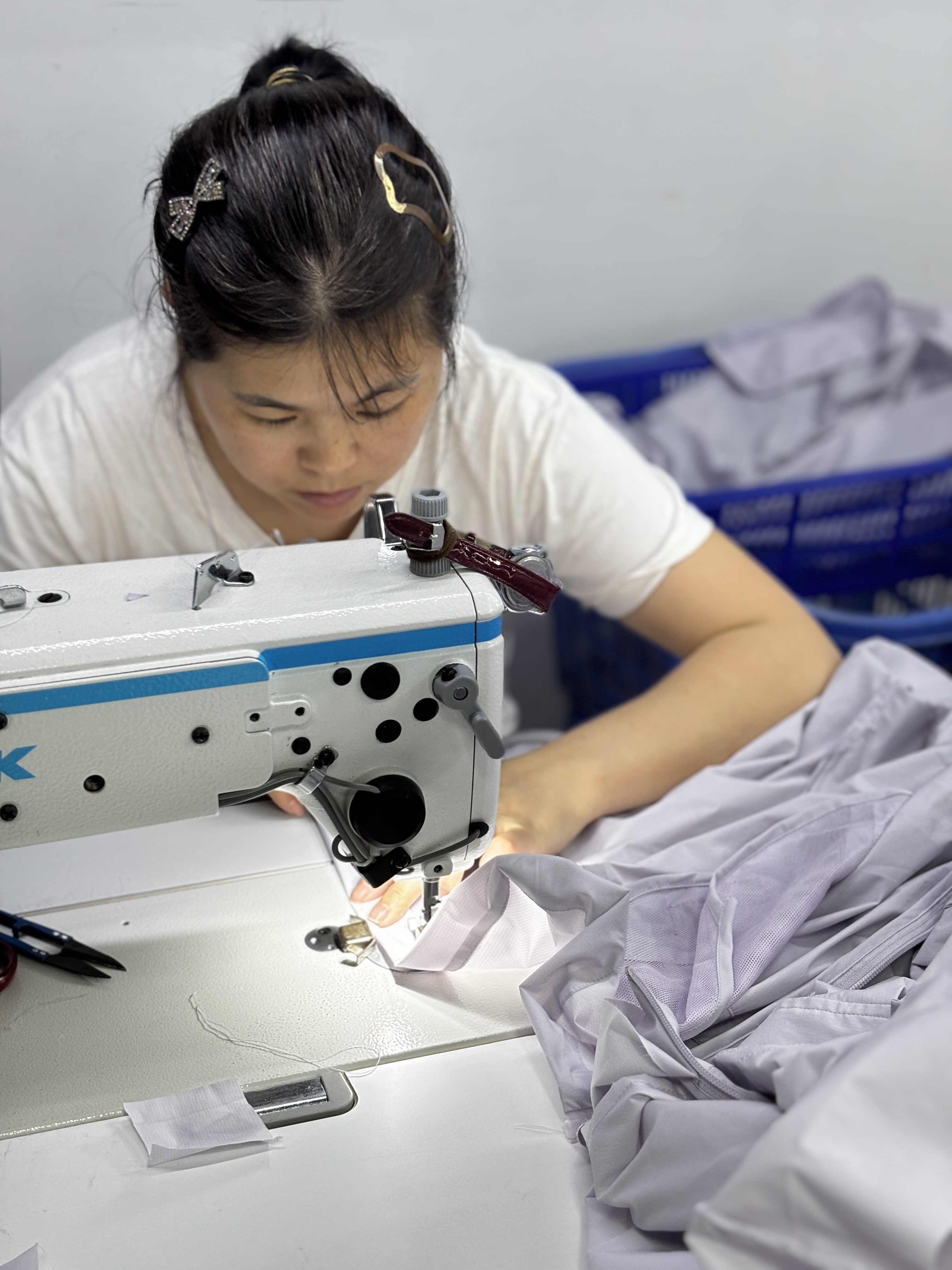 2026年广受好评的小店混批新款意法服饰城秋冬款新品货源，跑量款高性价比厂家实力推荐