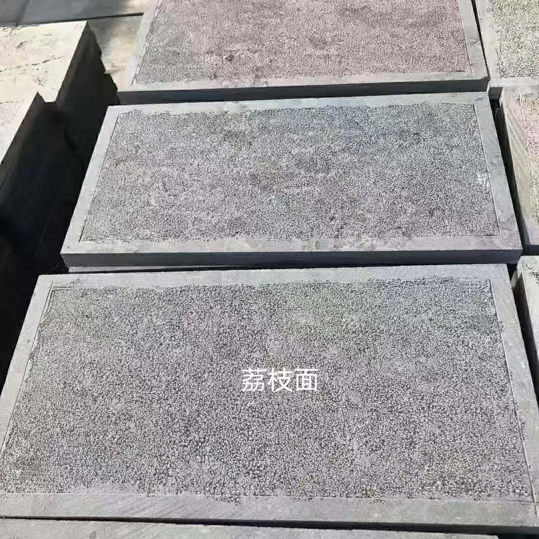 山东户外青石板生产厂家哪家好?2026年行业现状与选择指南 山东户外青石板生产厂家哪家好?2026年行业现状与选择指南