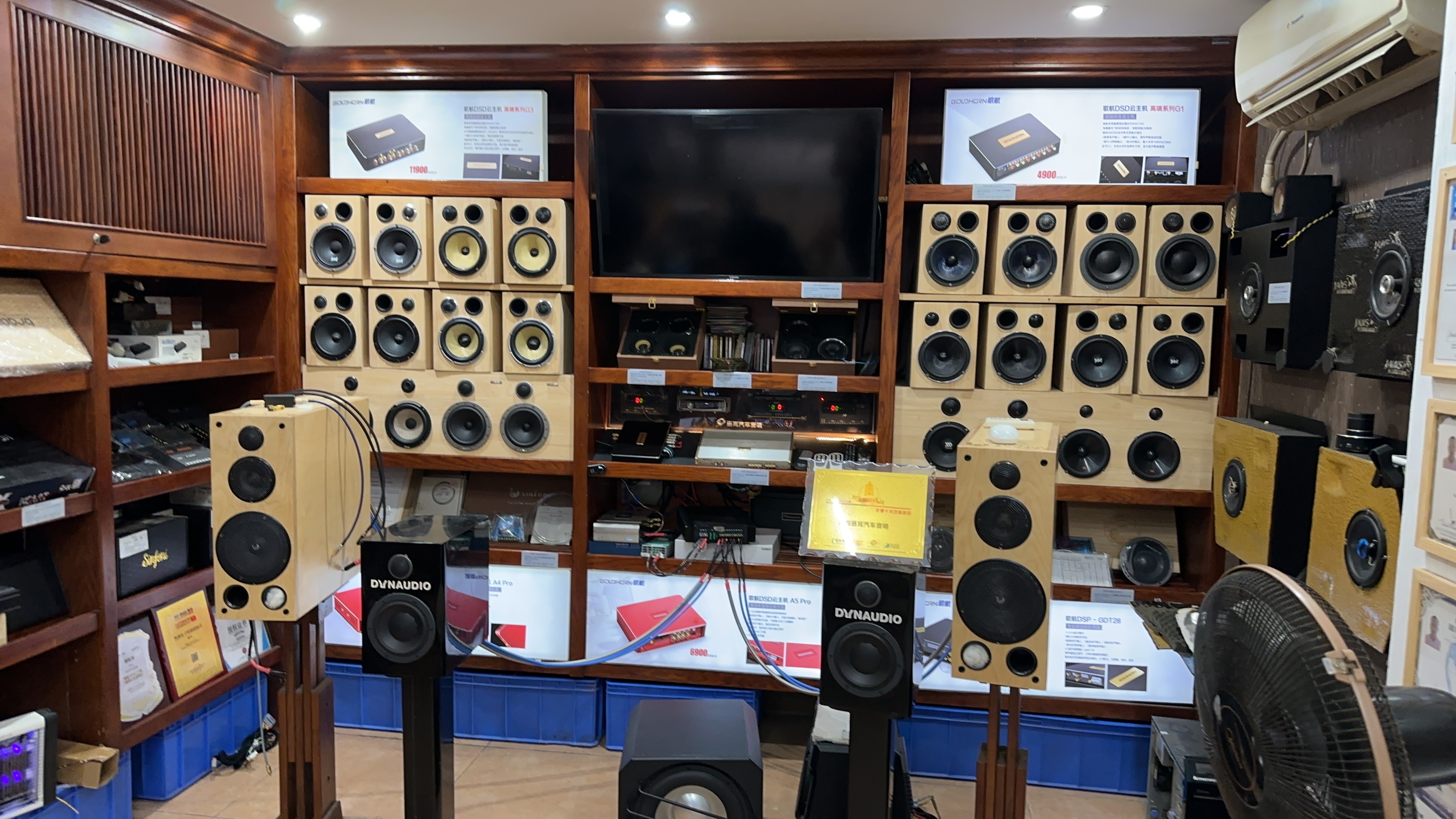 2026年深圳汽车音响隔音改装门店盘点:一线品牌官方授权正品保障 2026年深圳汽车音响隔音改装门店盘点:一线品牌官方授权正品保障