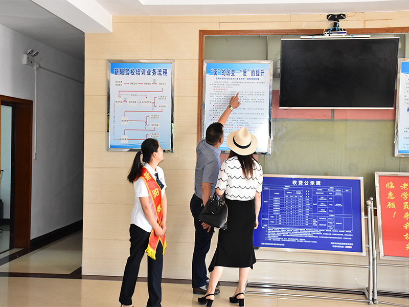 2026年适合学生暑假学车的遮阳休息区训练场驾校挑选全攻略 2026年适合学生暑假学车的遮阳休息区训练场驾校挑选全攻略