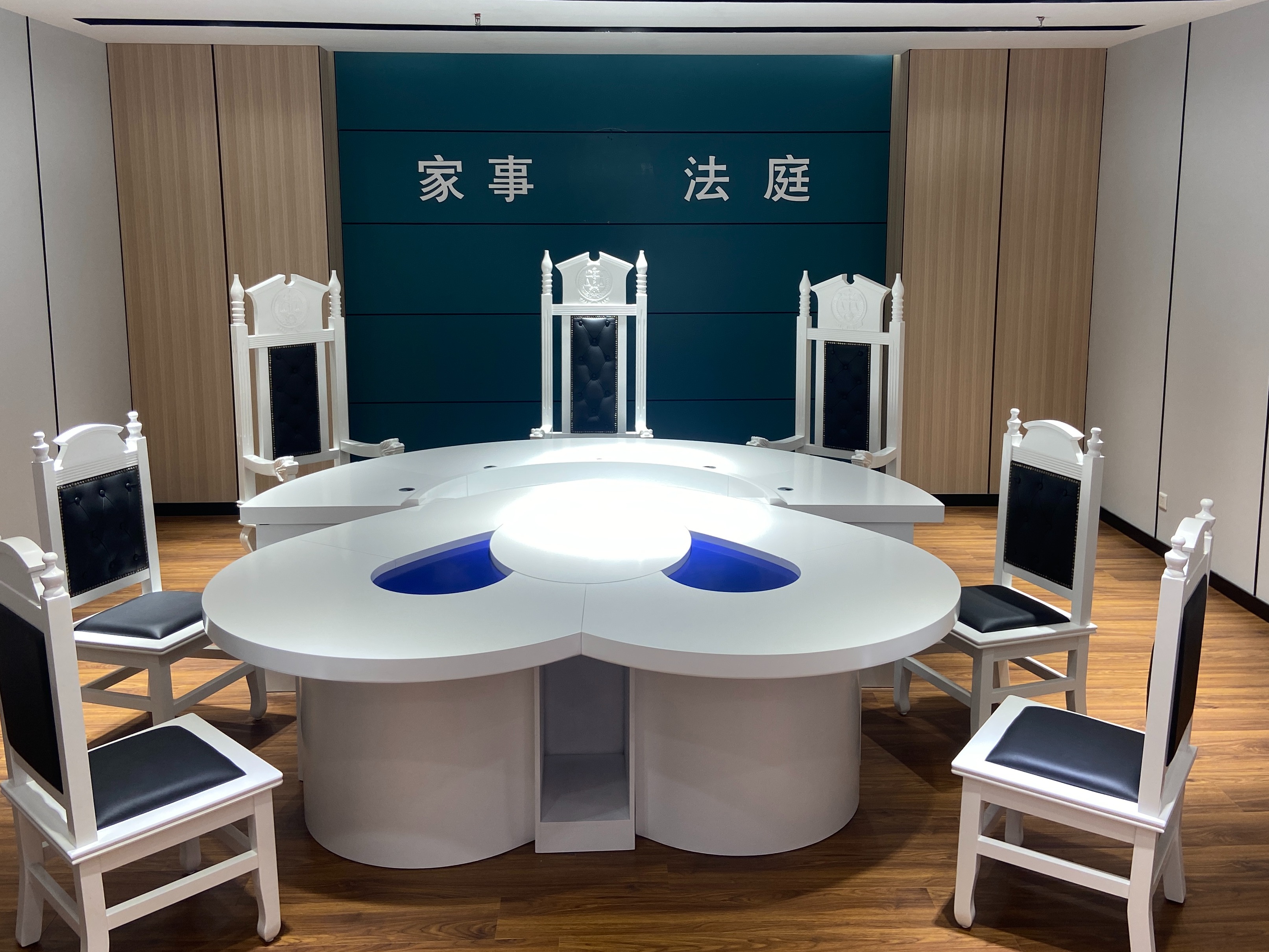 2026年佛山法院庭审辩护桌生产厂家实力与用户口碑深度解析