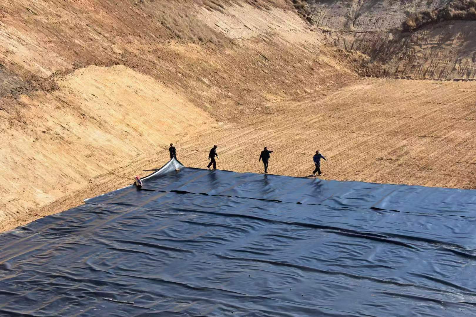 2026年山东靠谱的土工膜生产厂家,同鹏土工幅宽可调整实力参考 2026年山东靠谱的土工膜生产厂家,同鹏土工幅宽可调整实力参考