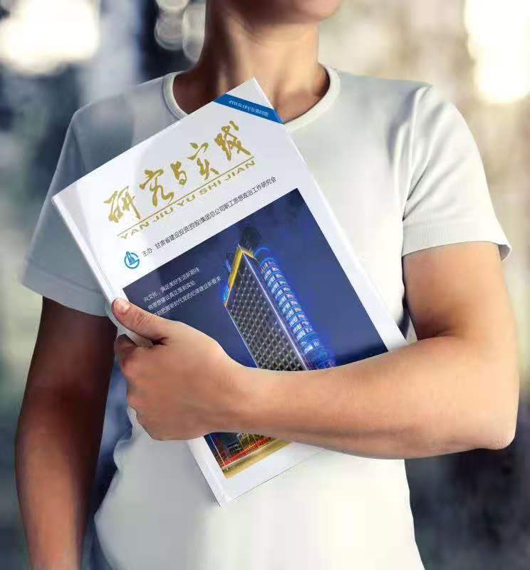 白卡纸环保牛皮纸手提袋定制加工厂 前置打样核验做工 白卡纸环保牛皮纸手提袋定制加工厂 前置打样核验做工