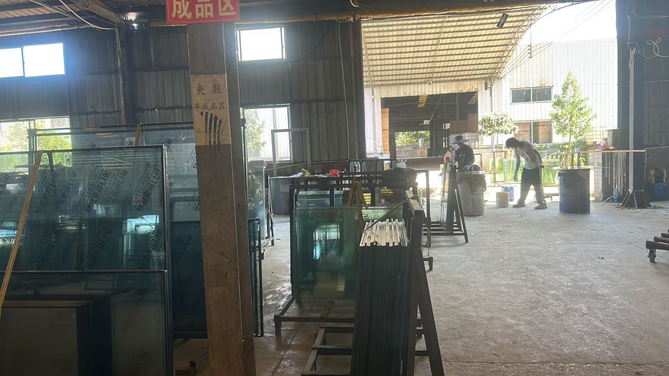 2026年用料扎实的玻璃制造厂家行业现状与正规商家选择指南