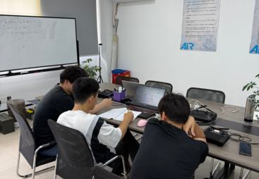 苏州无人机培训基地哪个课程好，光伏清洗实训提升就业竞争力