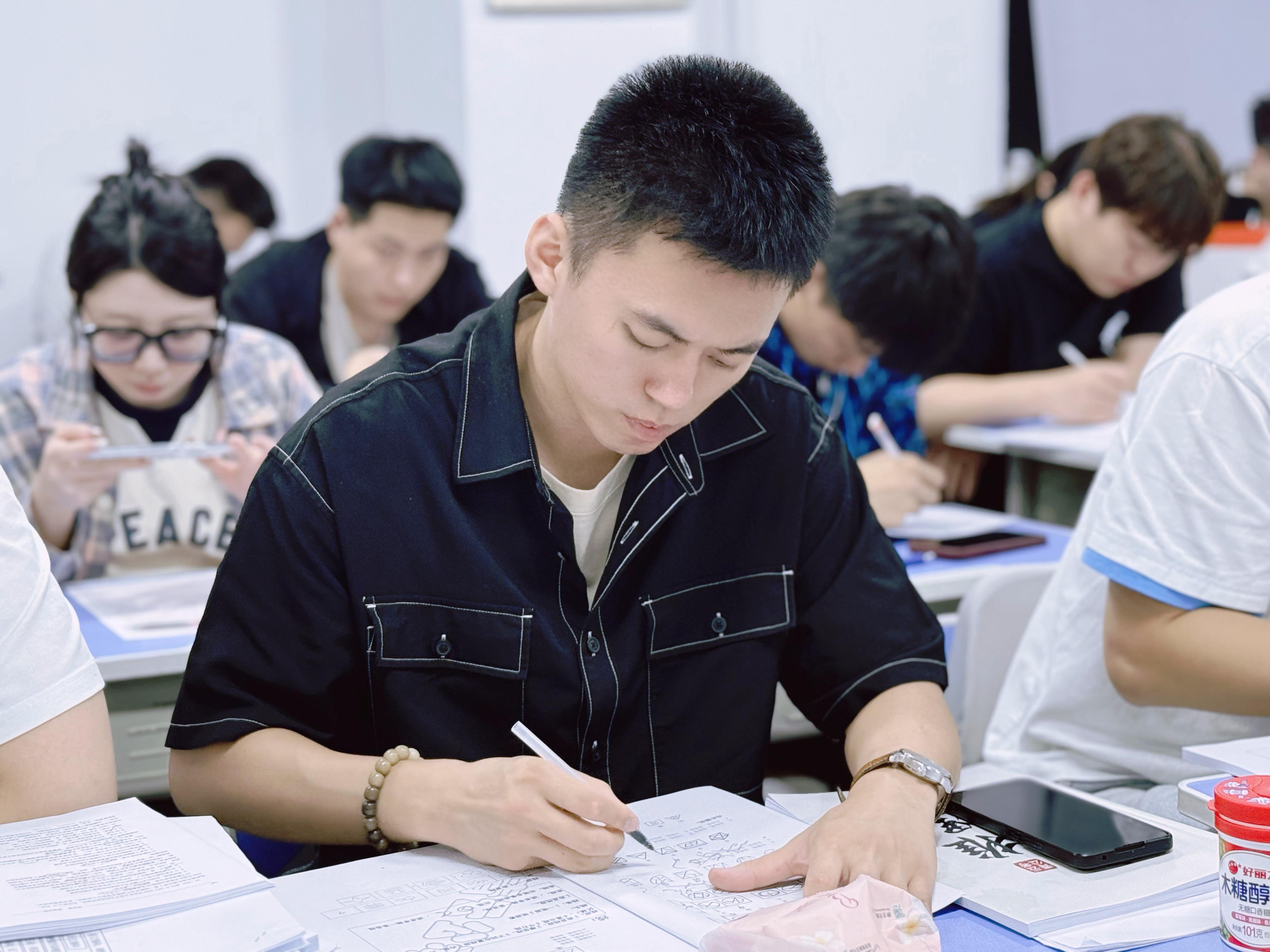 2026年广受信赖的公务员笔试督学服务机构实力公司推荐