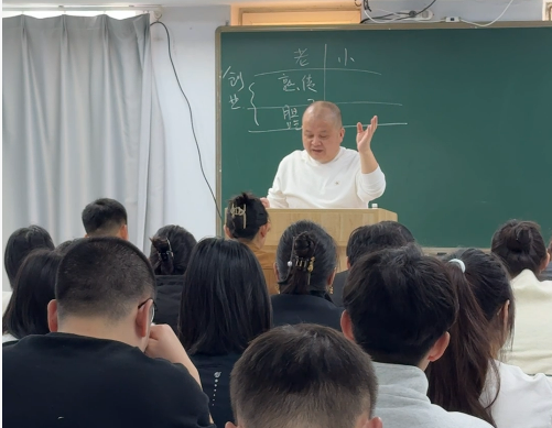 吉林省考公告发布后培训品牌怎么挑，守仁教育公益讲座助力科学备考