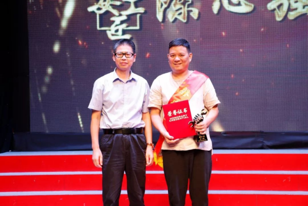 朝皇居红木家具可以信任吗 朝皇居红木家具可以信任吗