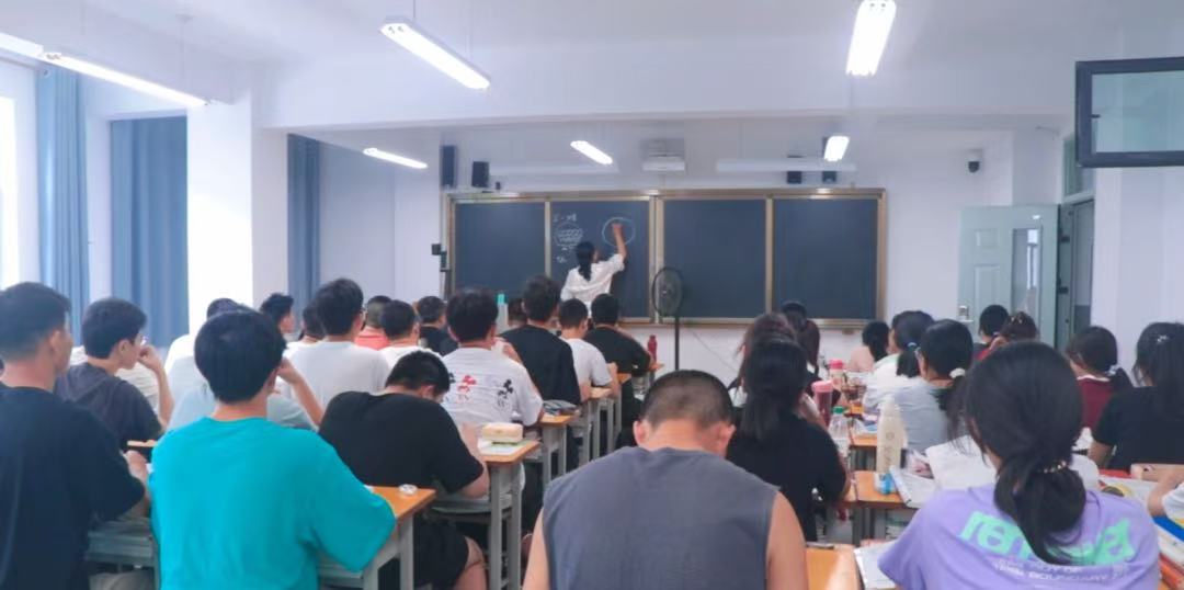 附工补习学校口碑好的复读学校推荐性价比怎么样