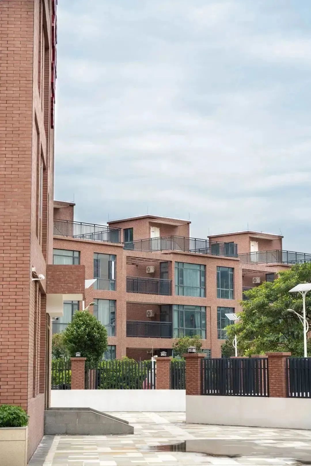 深圳市正德高级中学避坑必看，口碑与价格透明深度横评
