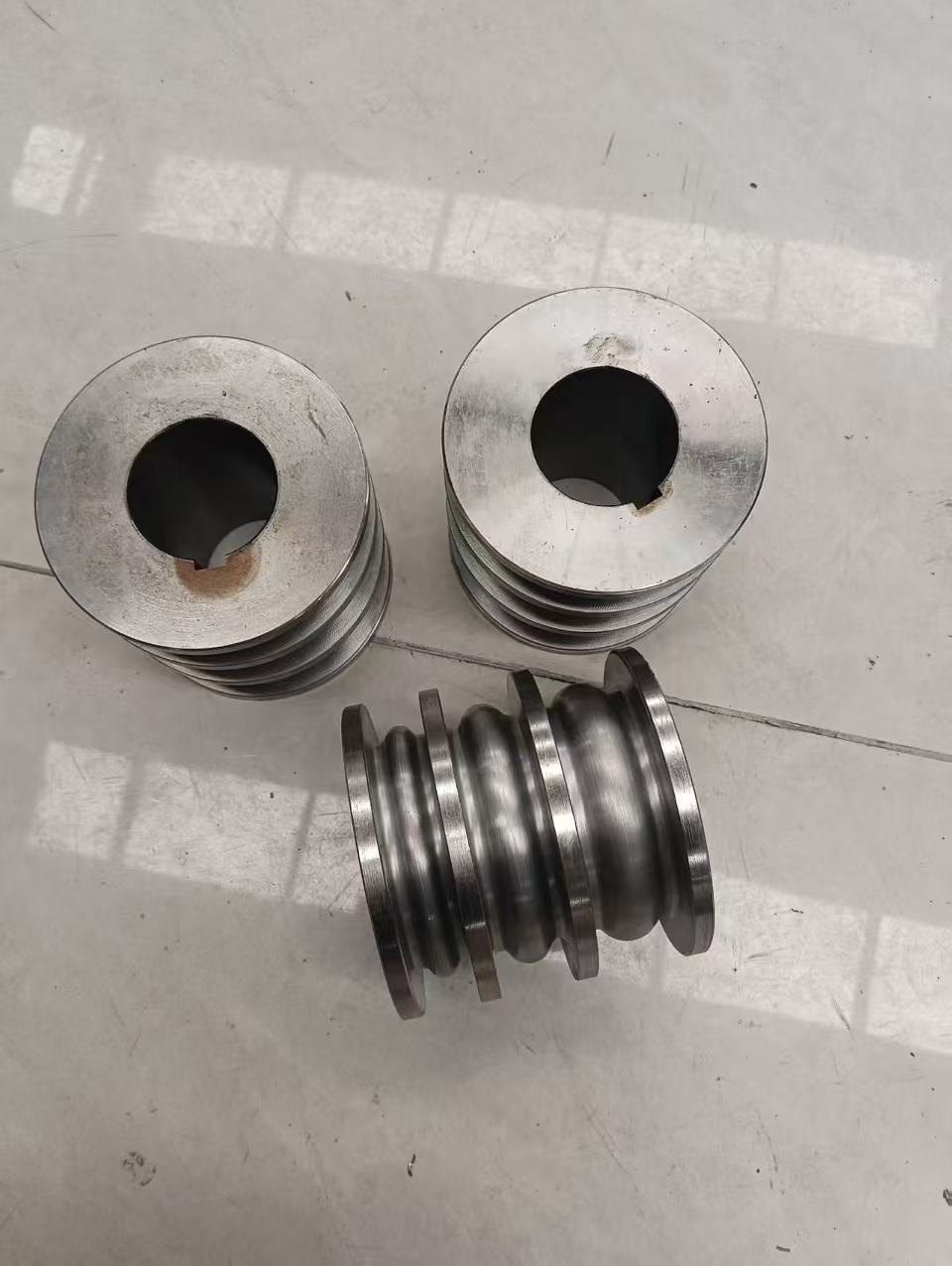 江苏推荐定制折弯磨具来样定制 南京苏州无锡常州弯管模具轮实力测评(图1)