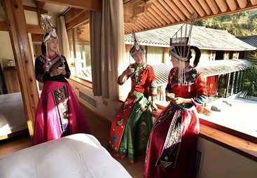 想找能办定制化宴席的民宿旅居地方，月宴庄园自有场地更省心