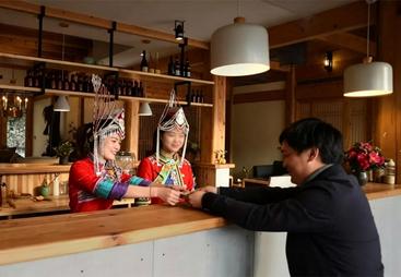 杭州月宴庄园，能办小型宴会的民宿旅居地方，氛围感如何打造