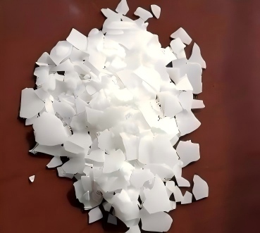 片状氯化镁专业工厂,高含量低杂质满足化工建材需求 片状氯化镁专业工厂,高含量低杂质满足化工建材需求