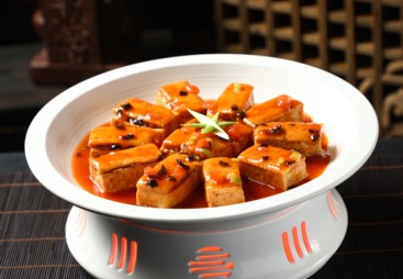 鲁菜根餐饮公司规模怎么样
