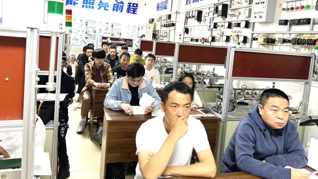 重庆渝中区PLC自动化工程师培训班 小班教学掌握三菱西门子编程实操