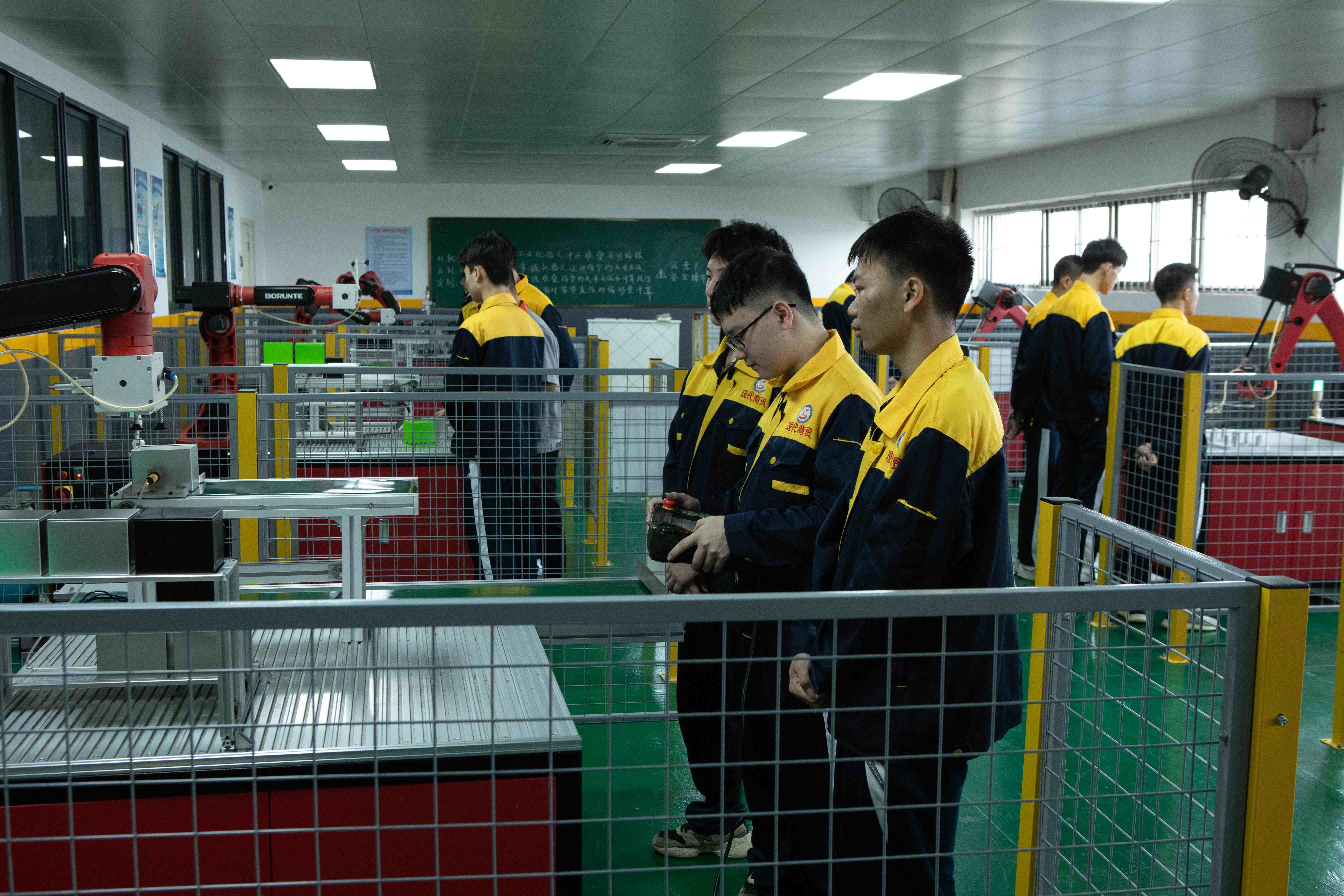 重磅骉马科技机器人共建共创计划,产业升级合作案例实力盘点(图1)