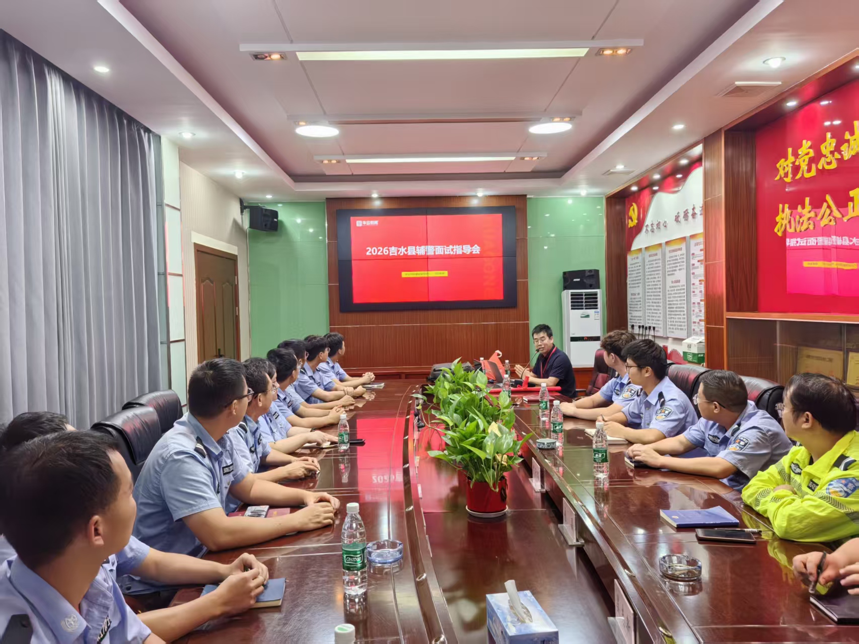 吉安考公笔试面试培训机构有哪些 实力与用户口碑 吉安考公笔试面试培训机构有哪些 实力与用户口碑