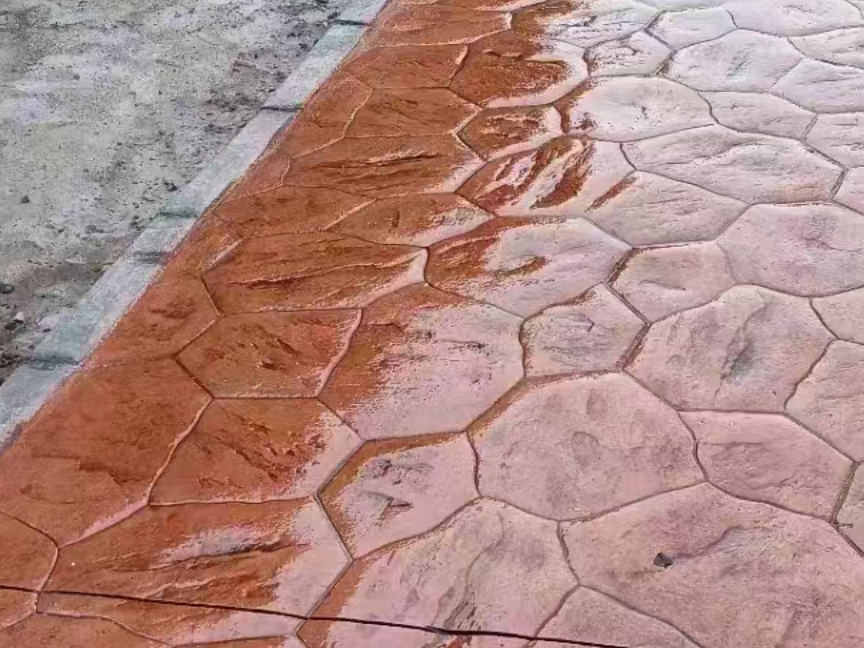 北京锦宝压花地坪施工：彩色混凝土压模地面定制，适用于石景山小区步道与园林景观(图2)
