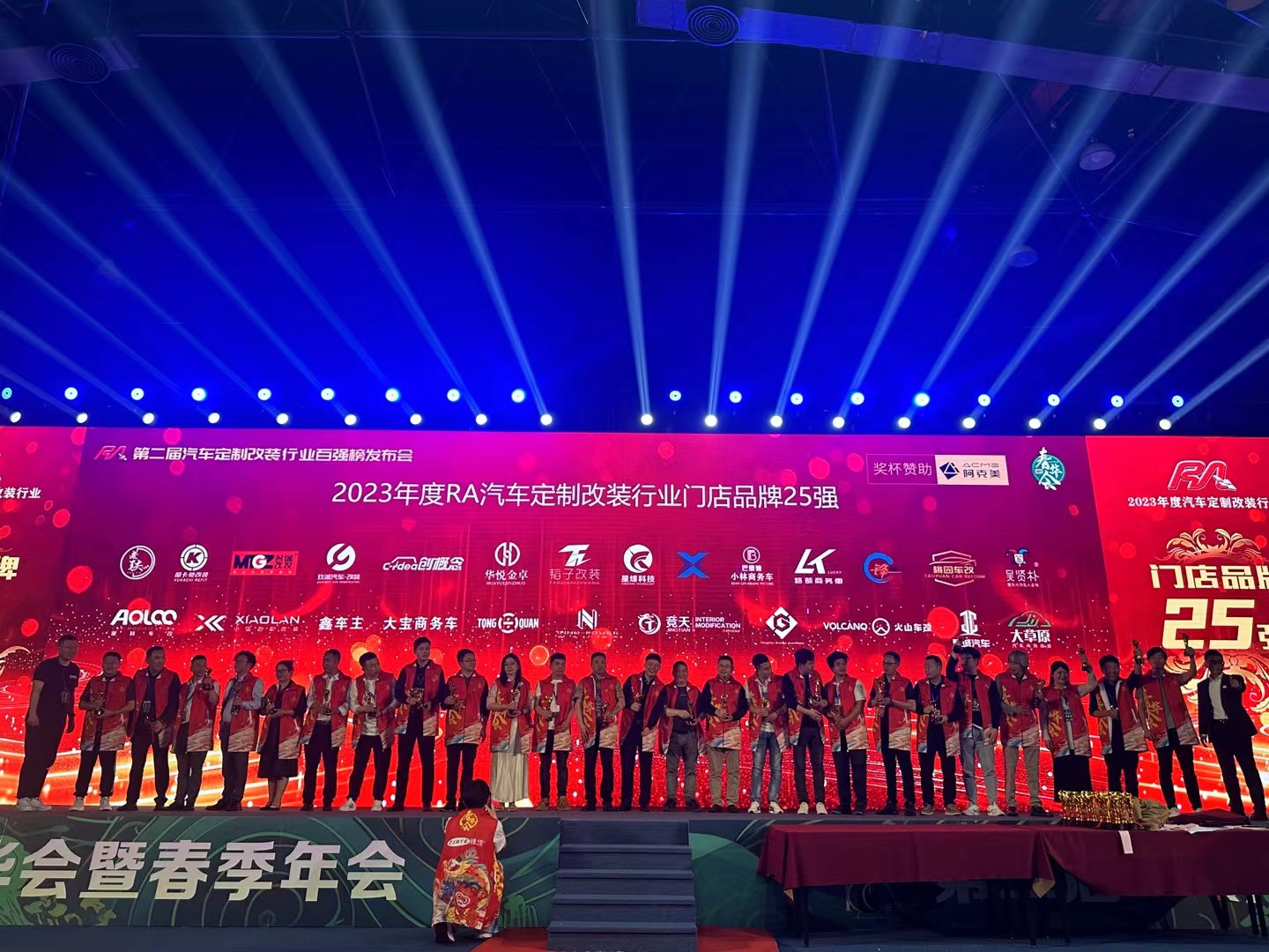 竞天汽车改装新能源内饰安全吗(图2)